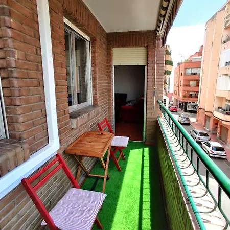 Piso Grande Cerca Playa Con 5 Aires Acondicionados Almeria